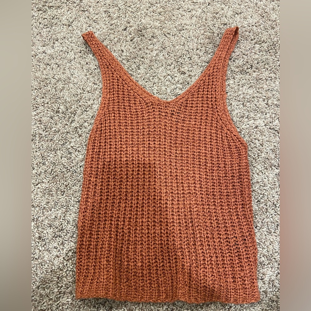 moon&madison RUST ORANGE SWEATER TANK TOP XS